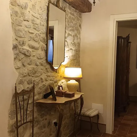 Apartment Sotto La Quercia *